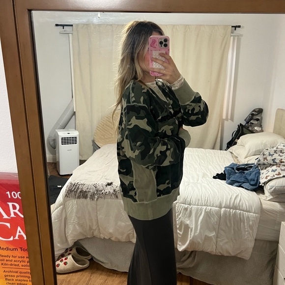 CAMO CHAMPION sweatshirt - Picture 7 of 11